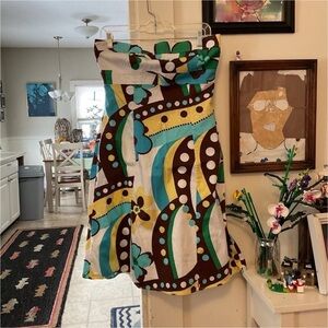 B. Smart Strapless Floral Print Dress in Brown, Turquoise, Yellow, Cream